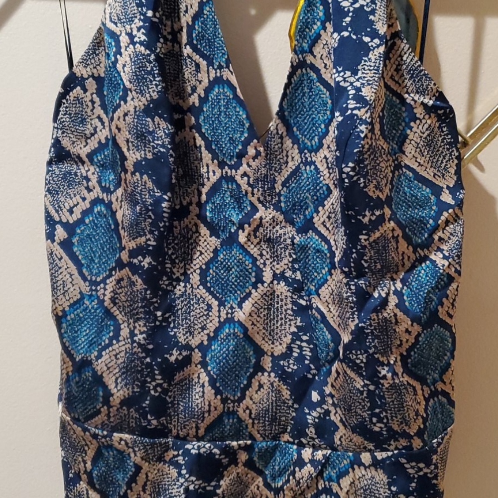 Guess Blouse - Picture 2 of 3